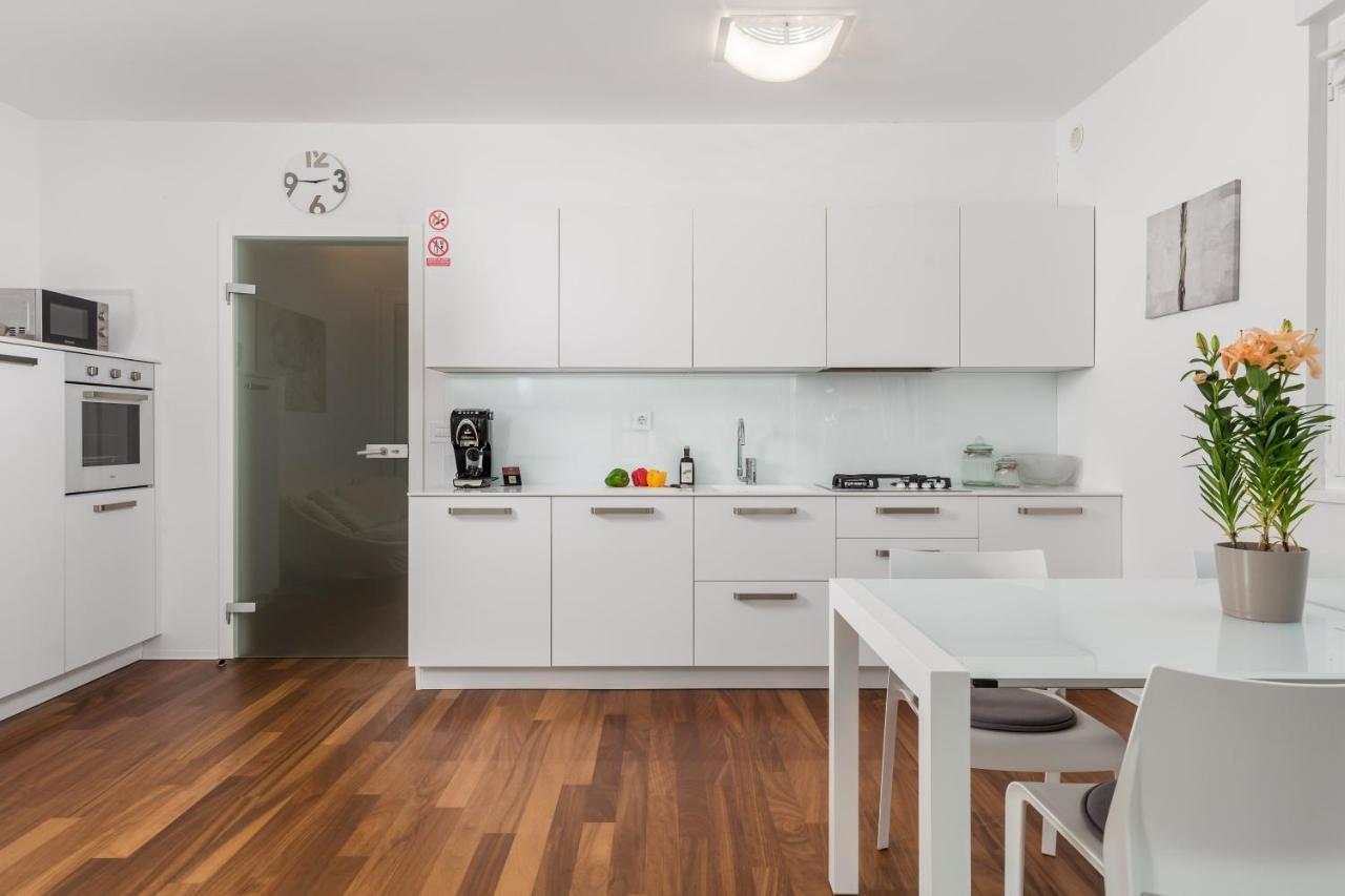 Apartment Mara Opatija With Rooftop Swimming Pool Icici Exterior photo