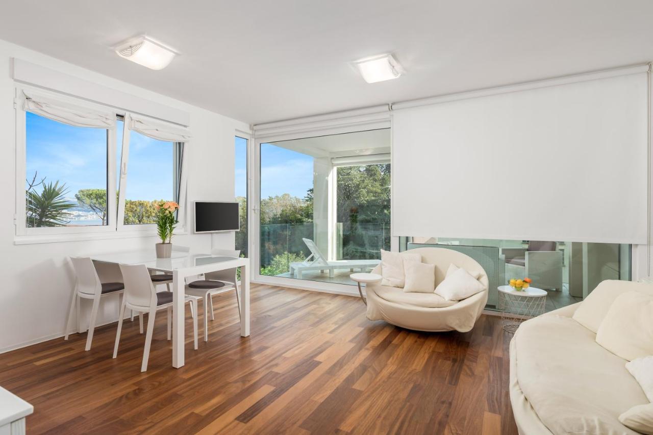 Apartment Mara Opatija With Rooftop Swimming Pool Icici Exterior photo